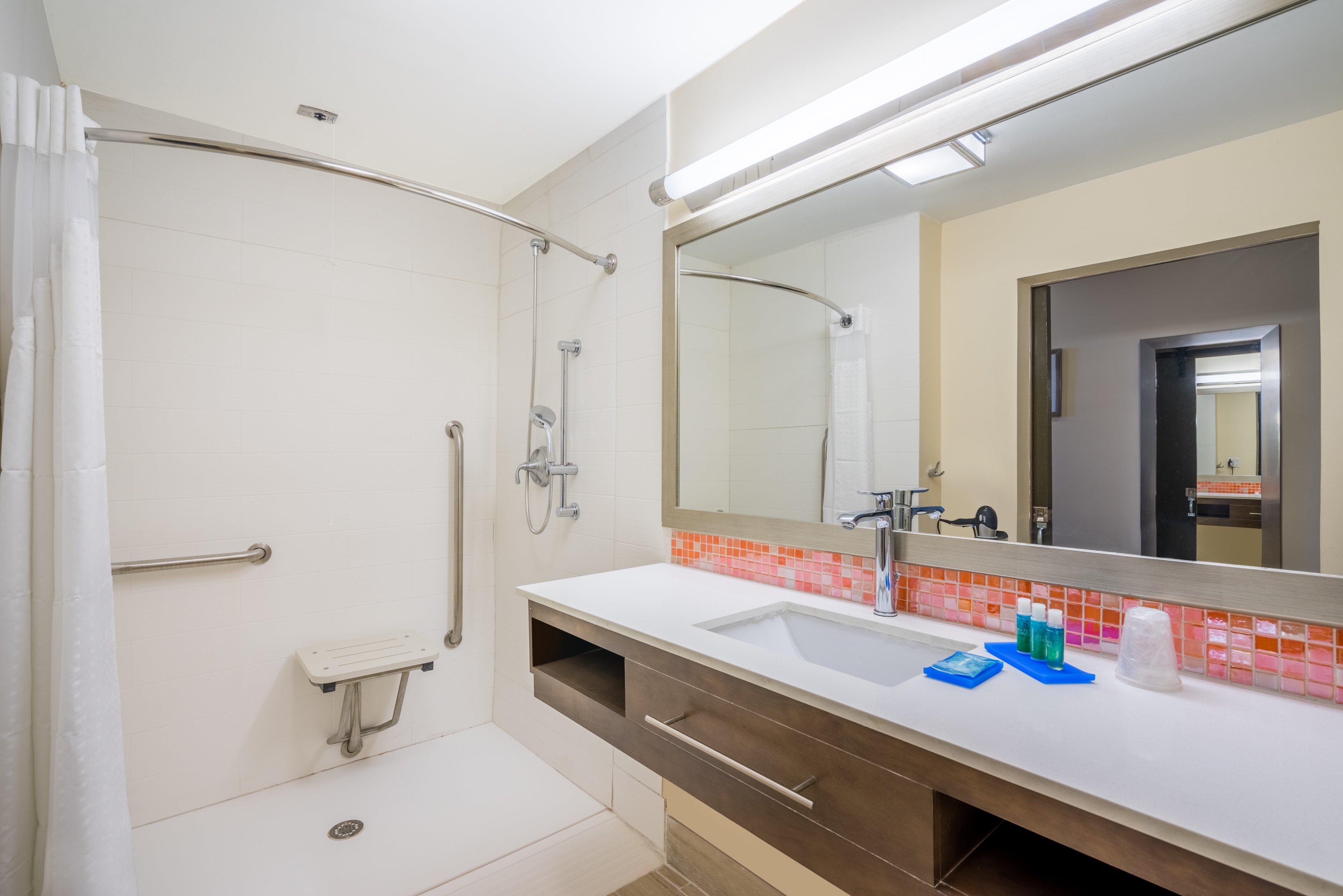 Holiday Inn Express & Suites Nassau By Ihg Εξωτερικό φωτογραφία